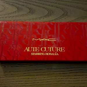 MAC Aute Cuture Starring Rosalia Eyeshadow Palette